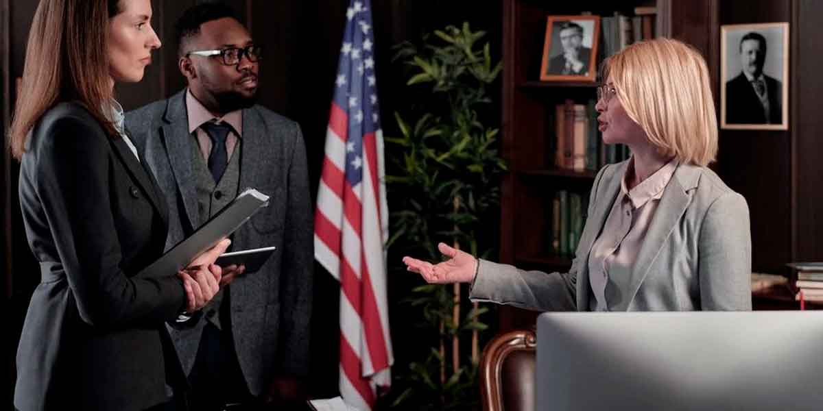 Are probate lawyers and estate attorneys the same or not?